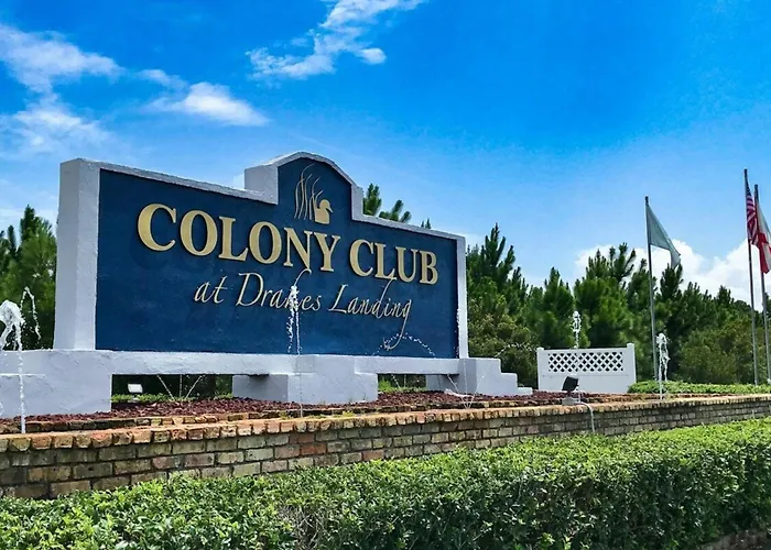 Colony Club E1